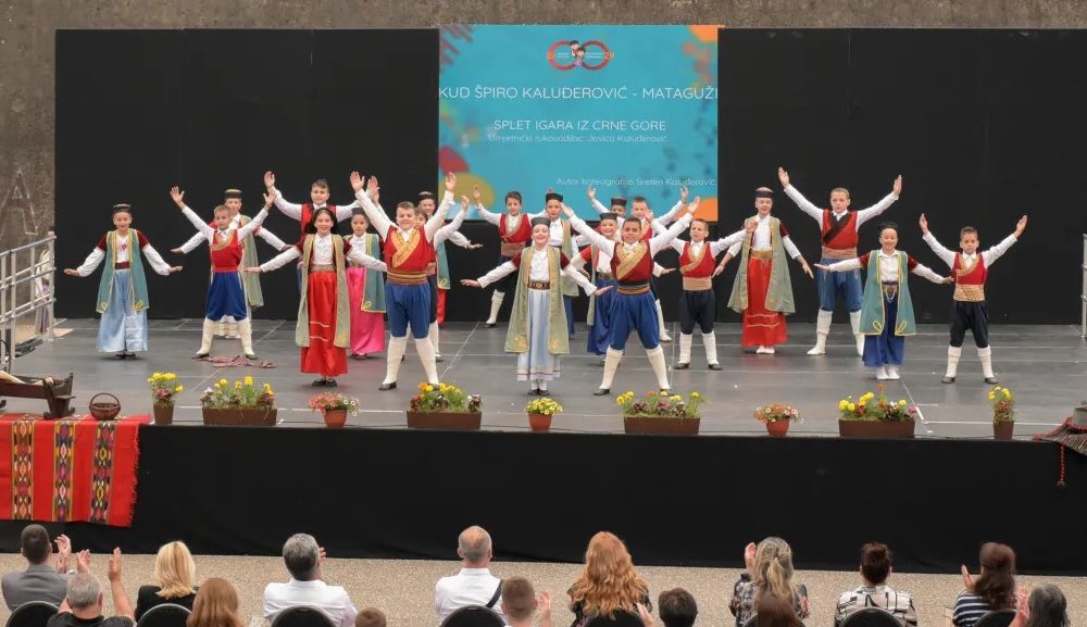 smotra folklor mataguži